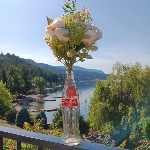 Vintage 1987 Coca Cola Canadian Bottle With Buffalo Caps Sticker 300ml Canada - Picture 11 of 12